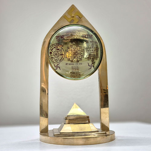 Vedic Vastu Pillar Image