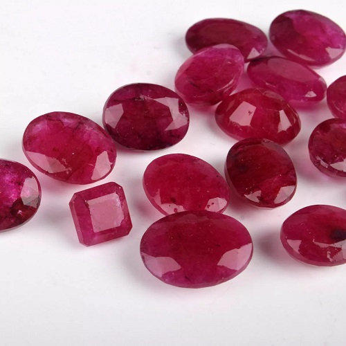 Ruby Lasing Medium Natural Ruby/Manik - Lower Medium Quality | Effective Gems